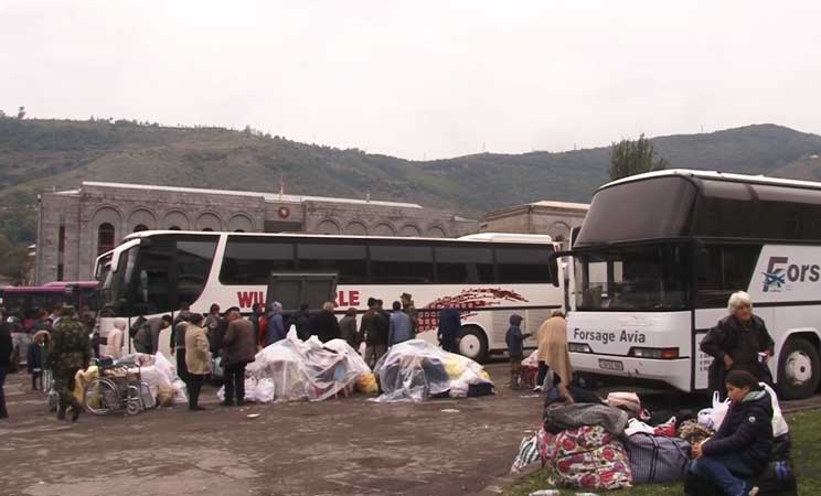 Արցախի վերջին բնակիչները ավտոբուսներով հասան Հայաստան