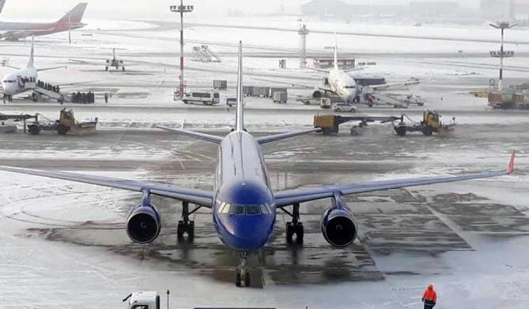 Մոսկվայի օդանավակայաններում բազմաթիվ չվերթներ են հետաձգվել ու չեղարկվել