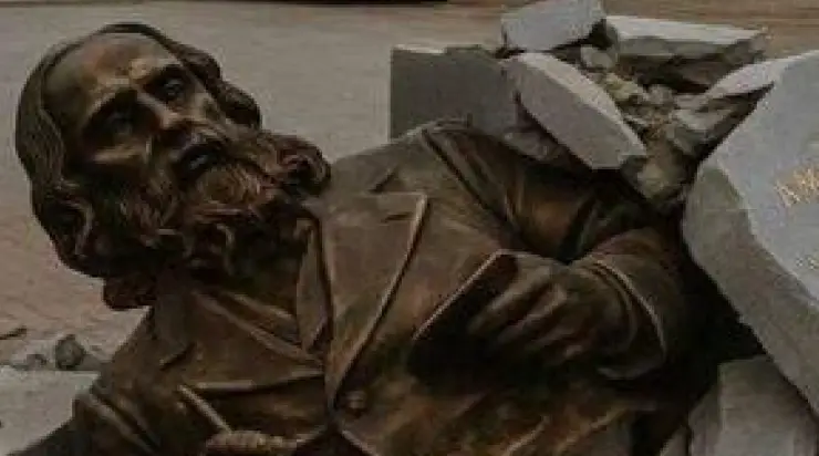 Ստեփանակերտում Այվազովսկու հուշարձանի քանդումն Ադրբեջանի կողմից պետական մակարդակով խրախուսվող և հրահրվող վանդшլիզմի օրինակ է. Զատուլին