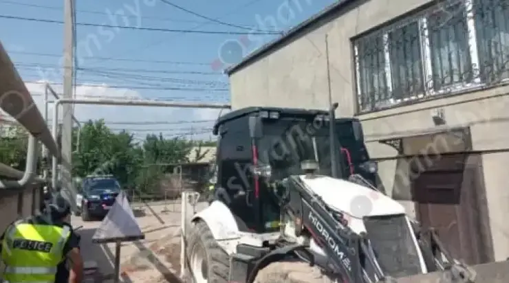 28-ամյա տնօրենը հոսանքահարվել, հիվանդանոցի ճանապարհին մահացել է